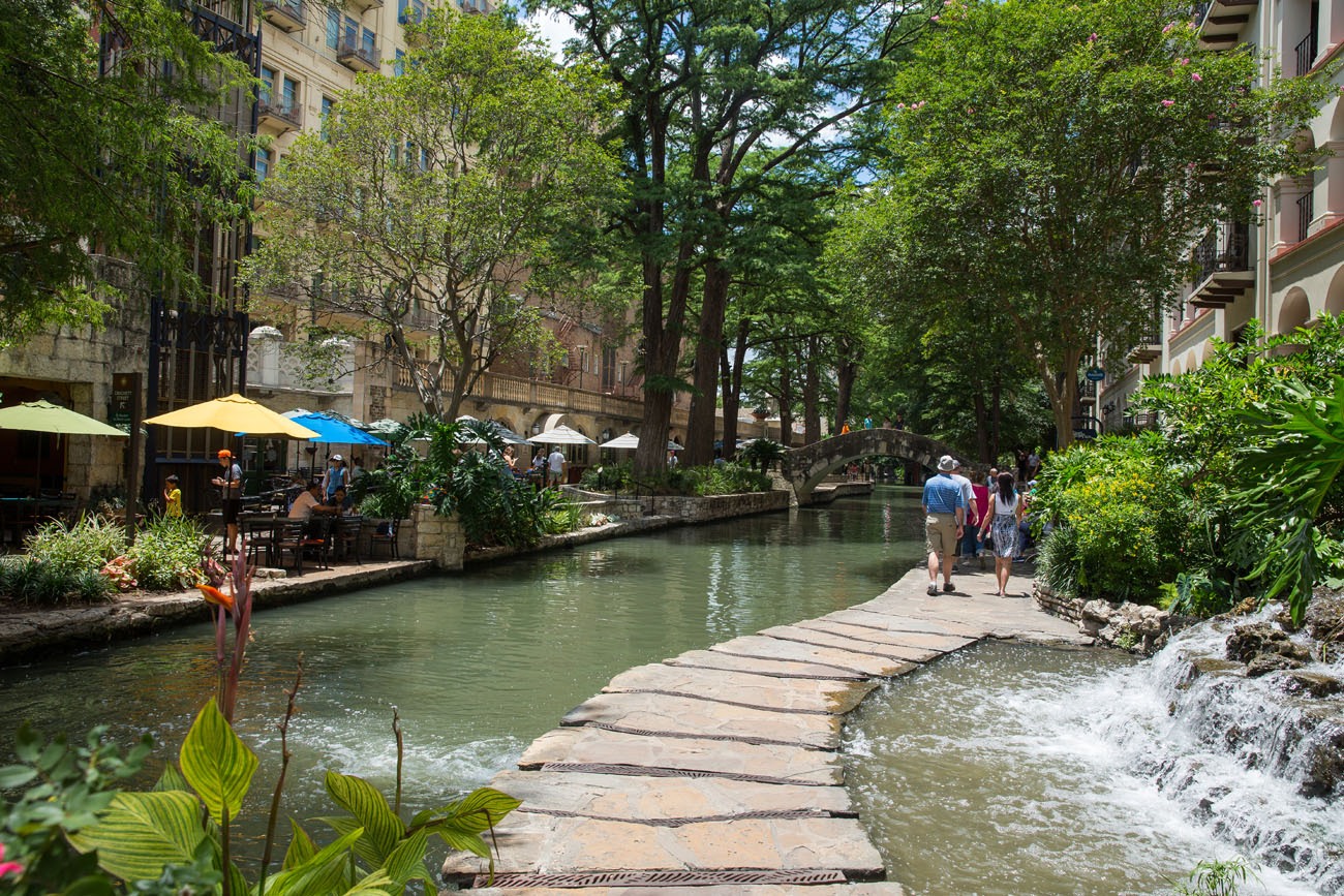 The San Antonio River Walk Guide Official Site